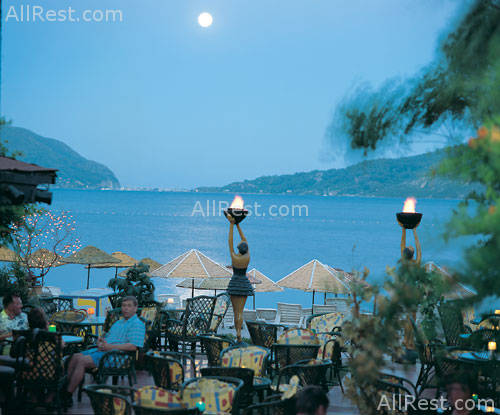 Romance Hotel 13